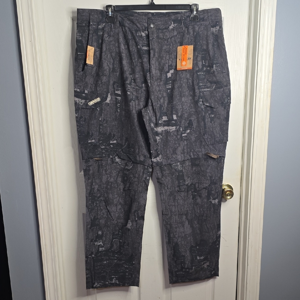 Magellan Outdoors Men's Dark Gray Textured Cargo Pants